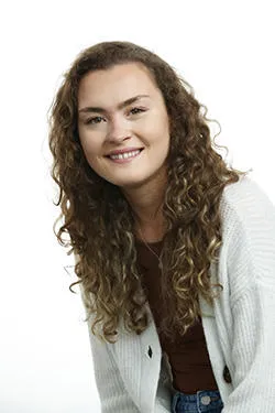 Lauren Farr Lauren Farr