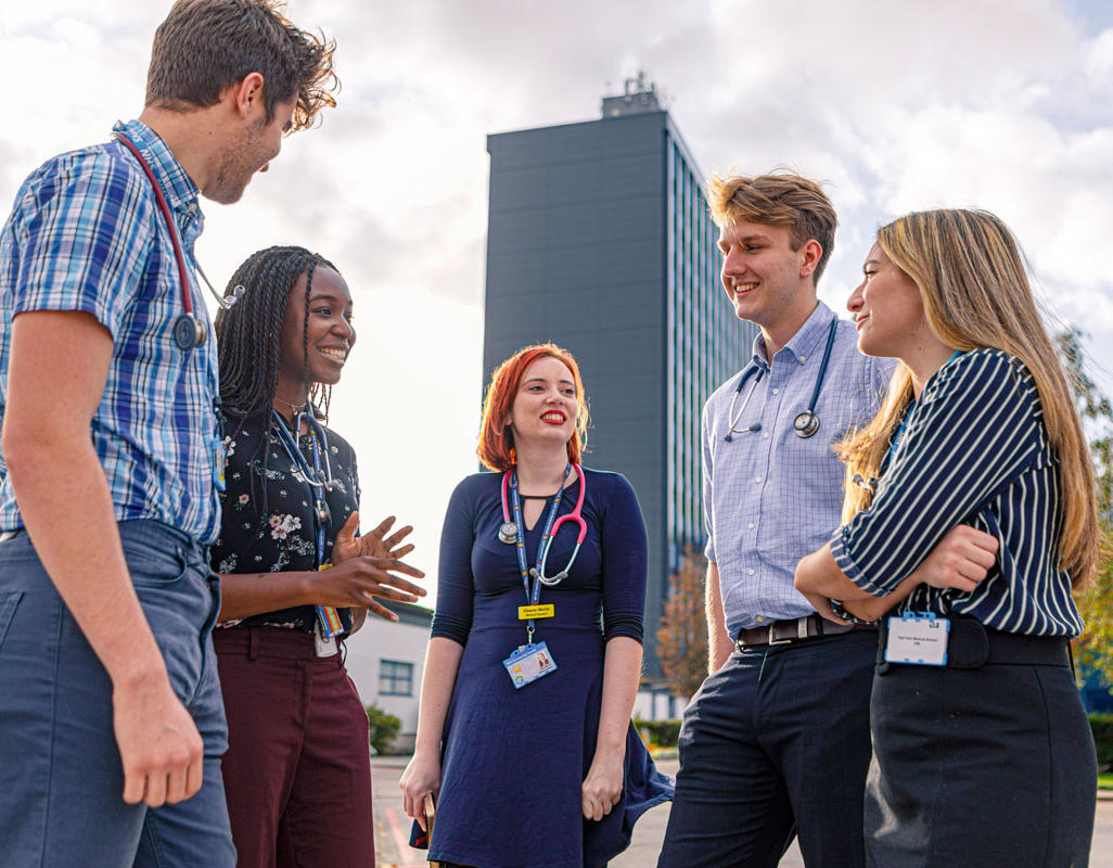 students outside HRI