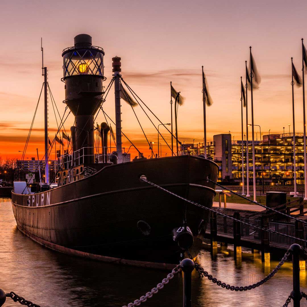 marina-and-spurn-lightship