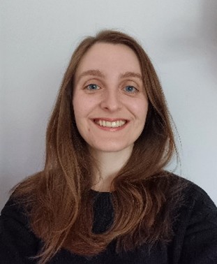 Dr Hannah Holmes
