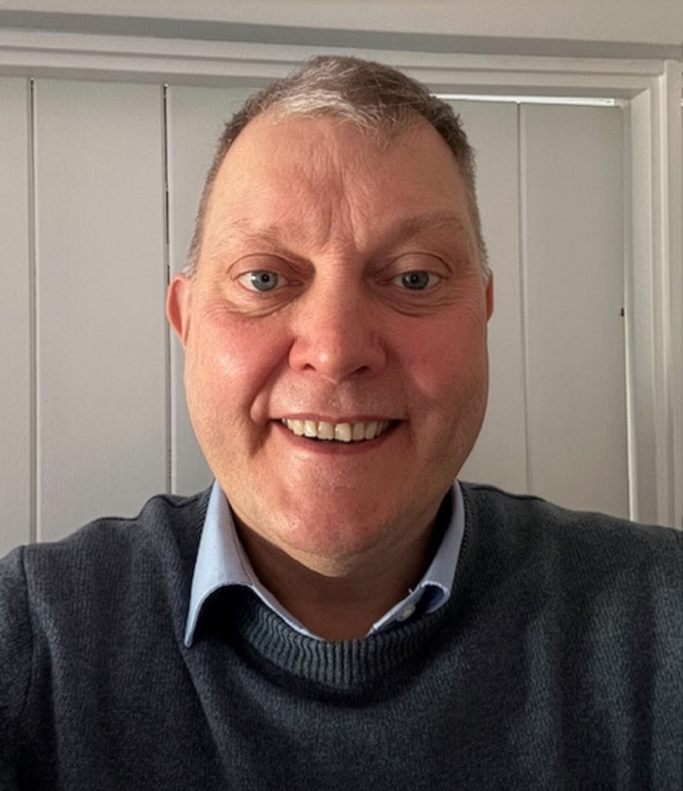 Dr Howard Skinner