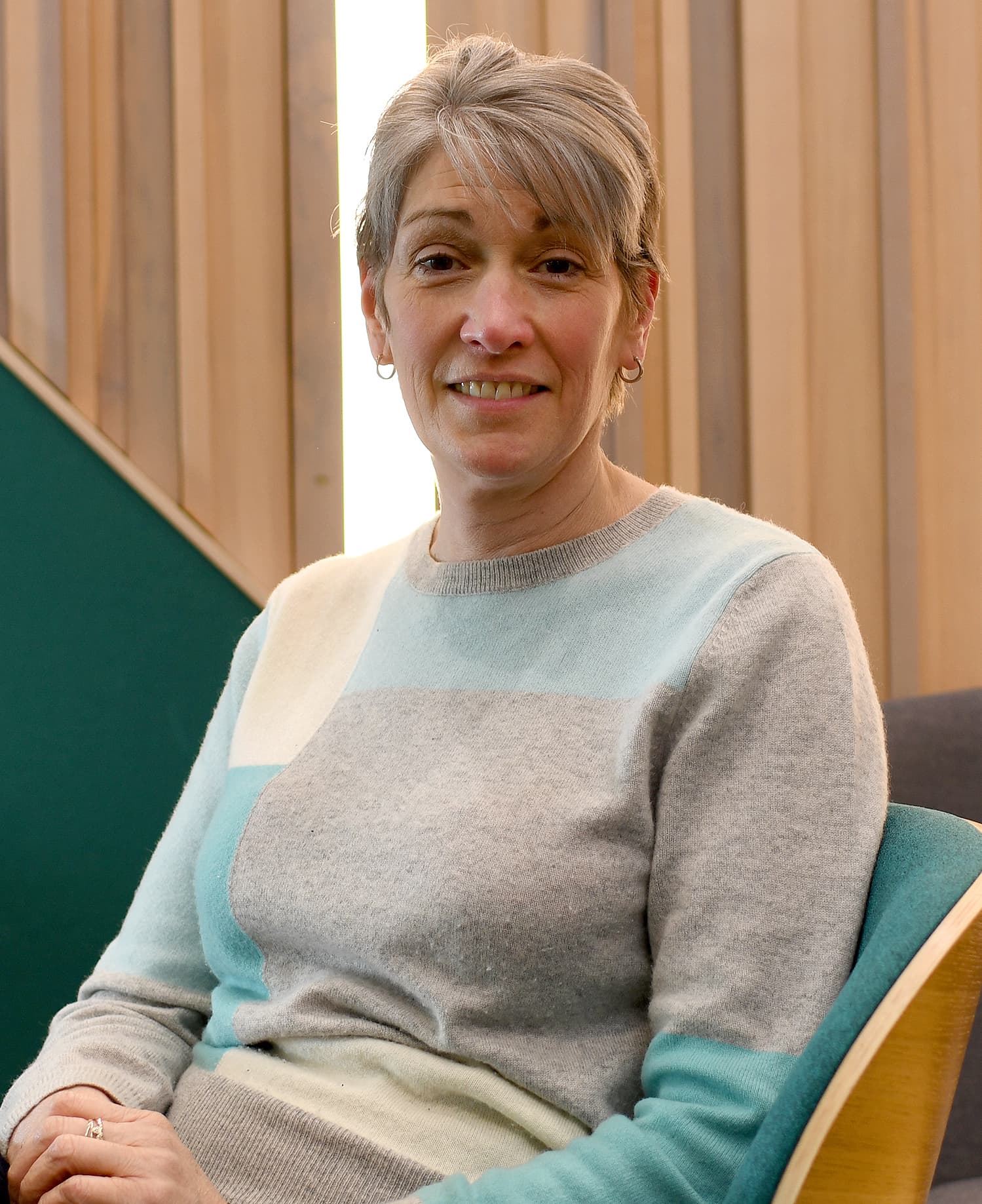 Ms Joanne Wilson